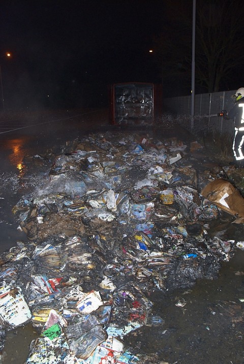 2012/14/GB 20120115 046 Containerbrand Lindberghstraat.jpg